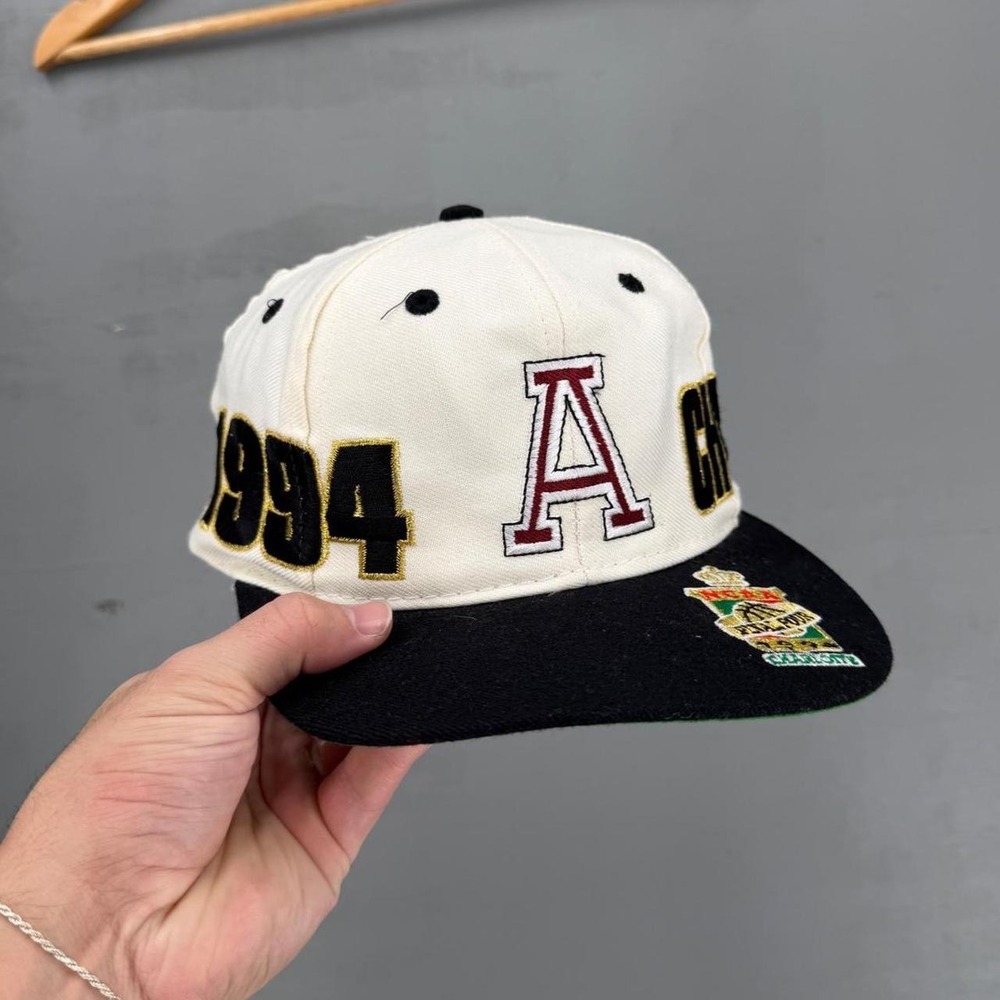 Vintage The Game Arkansas Razorbacks Hat Cream Black 1994 NCAA Champions OSFA